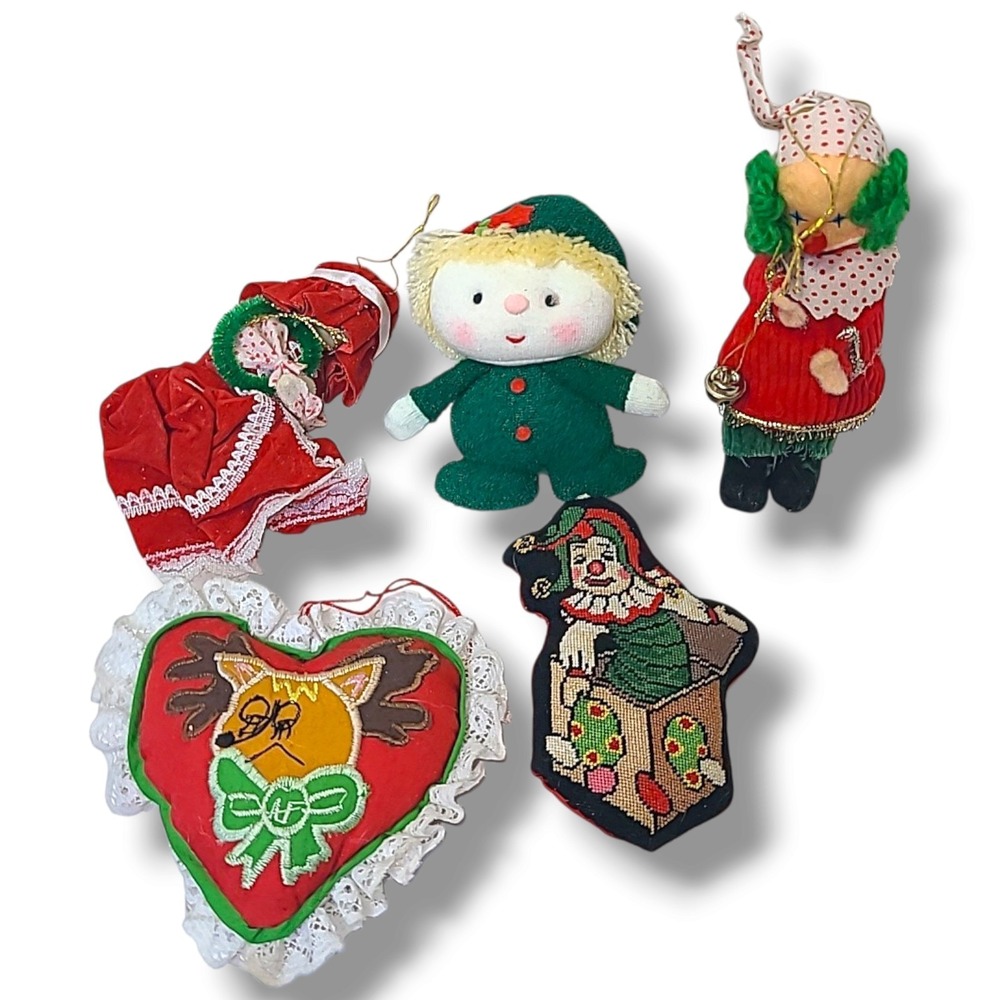 Lot of 5 Vintage Christmas Ornaments Fabric & Plush Mixed Lot Russ Berrie & More